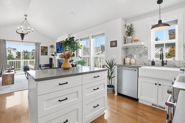 2777 NW High Lakes Loop, Bend, OR 97703