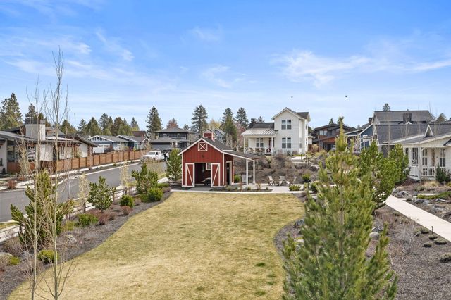 2777 NW High Lakes Loop, Bend, OR 97703