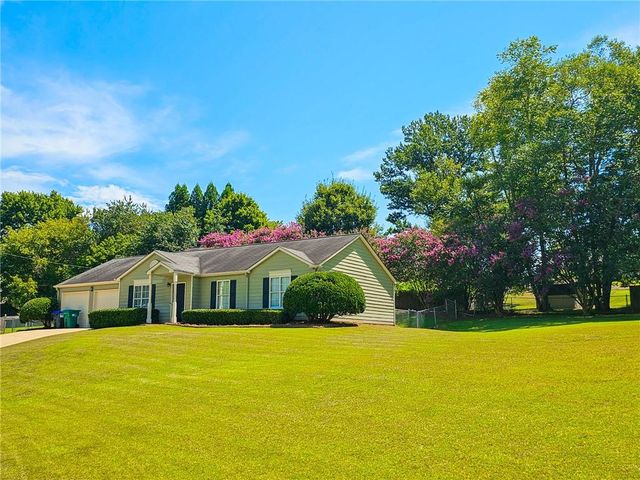 145 Colemans Bluff Drive, Woodstock, GA 30188
