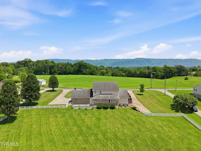 767 Possum Creek Road, Greeneville, TN 37743