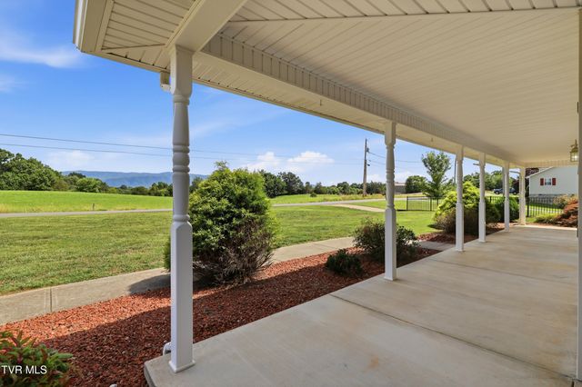 767 Possum Creek Road, Greeneville, TN 37743
