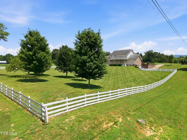 767 Possum Creek Road, Greeneville, TN 37743