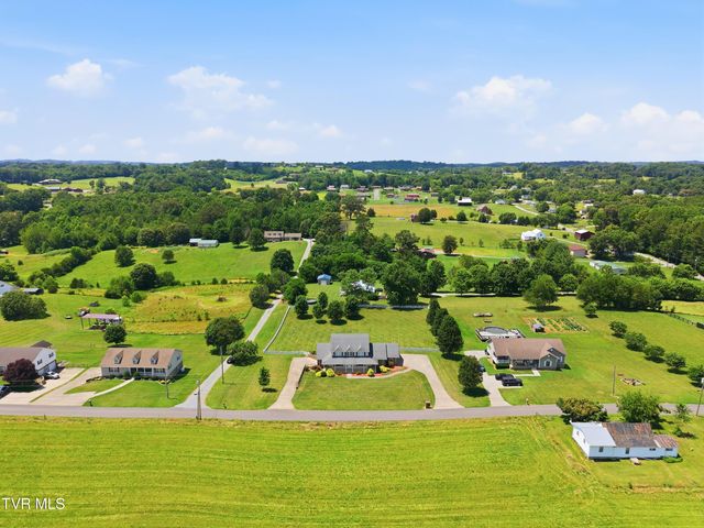 767 Possum Creek Road, Greeneville, TN 37743