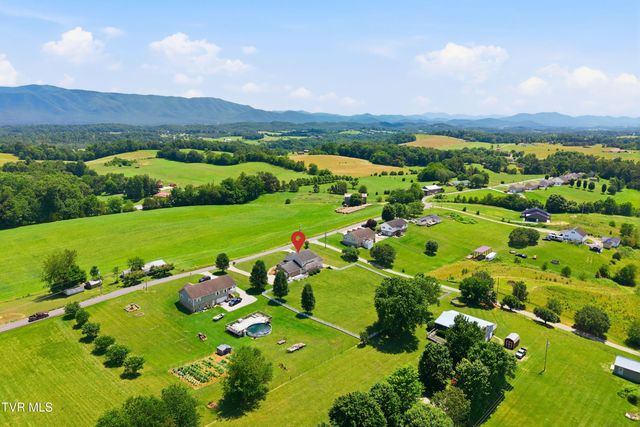 767 Possum Creek Road, Greeneville, TN 37743