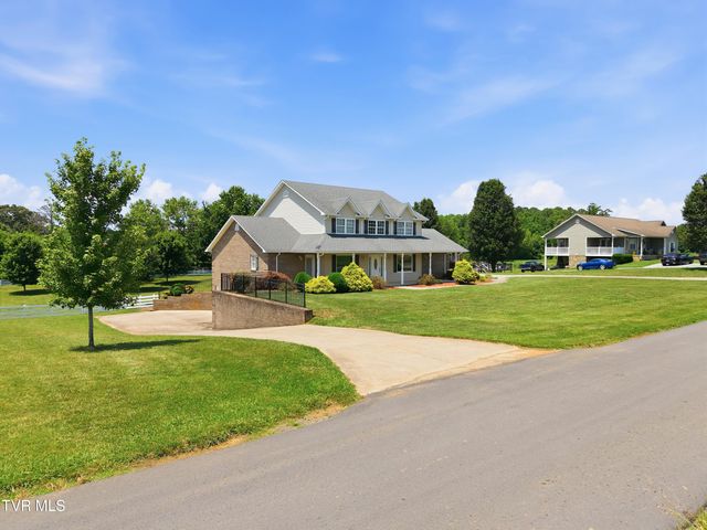 767 Possum Creek Road, Greeneville, TN 37743