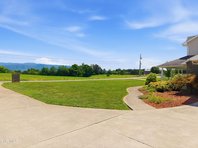 767 Possum Creek Road, Greeneville, TN 37743