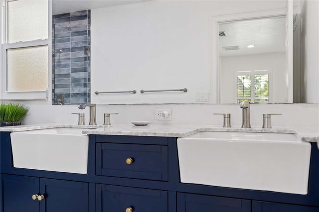 1865 ORCHID STREET, Sarasota, FL 34239