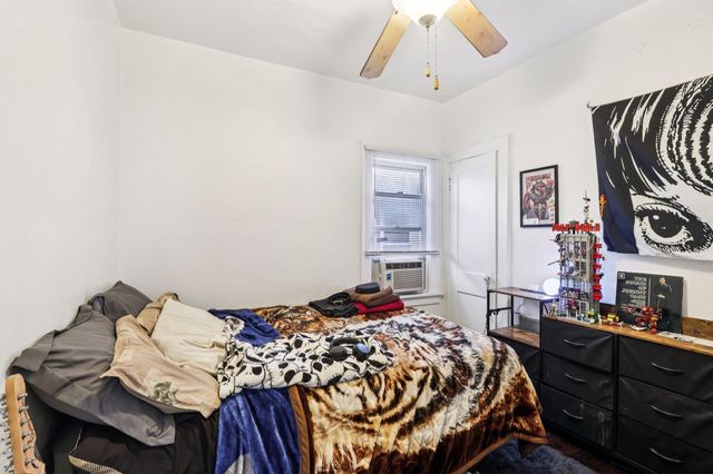 234 W 41st Avenue, Gary, IN 46408