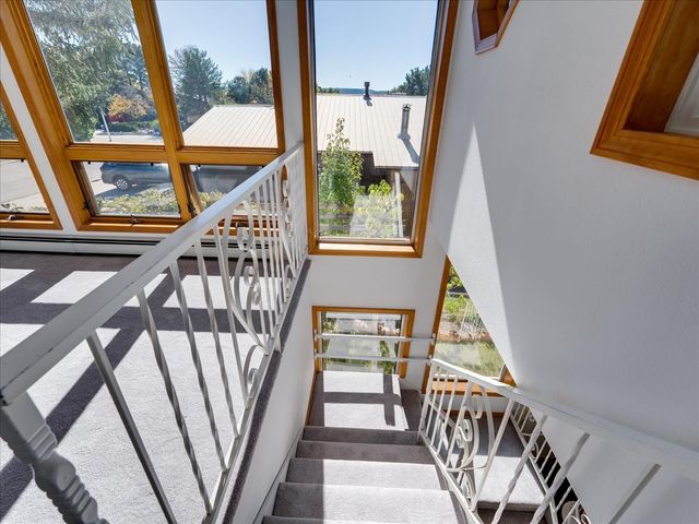 382 Catherine, White Rock, NM 87547