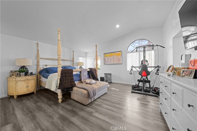 44519 Shadowcrest, Lancaster, CA 93536