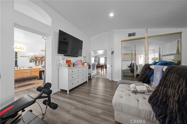 44519 Shadowcrest, Lancaster, CA 93536