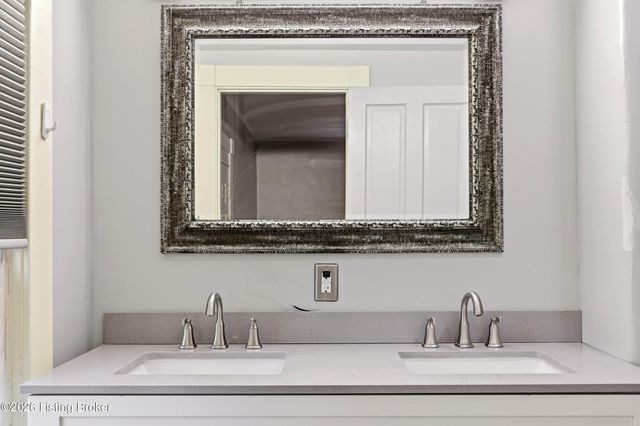 335 E St Catherine St, Louisville, KY 40203