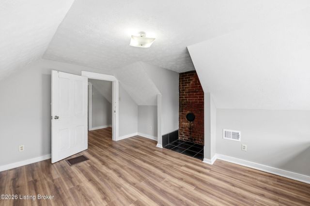 335 E St Catherine St, Louisville, KY 40203