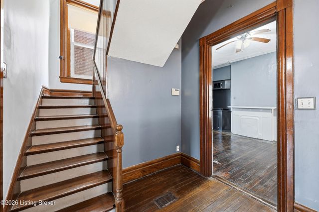 335 E St Catherine St, Louisville, KY 40203