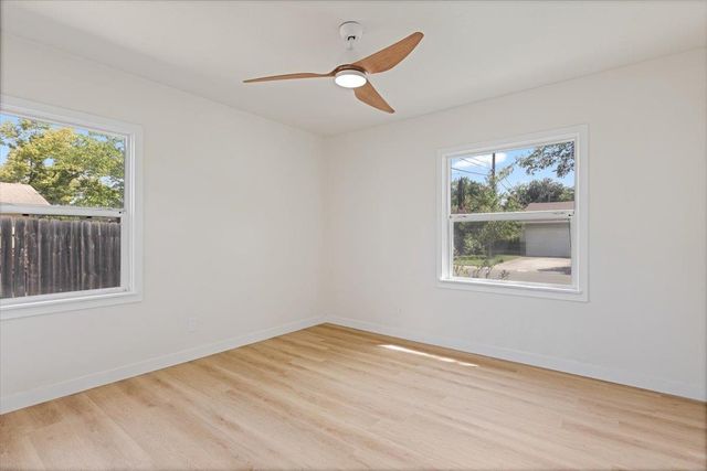 3127 Valencia Way, Sacramento, CA 95825