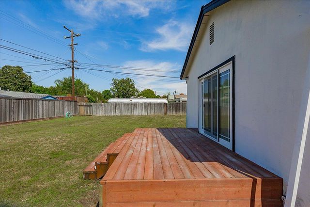 3127 Valencia Way, Sacramento, CA 95825