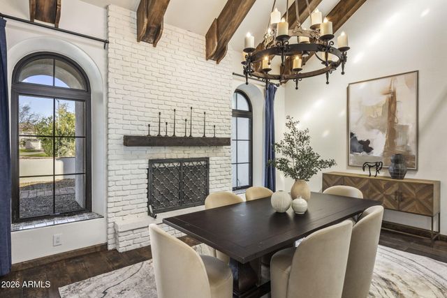 8127 E DEL CAPITAN Drive, Scottsdale, AZ 85258