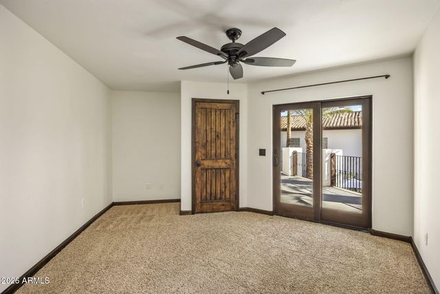 8127 E DEL CAPITAN Drive, Scottsdale, AZ 85258