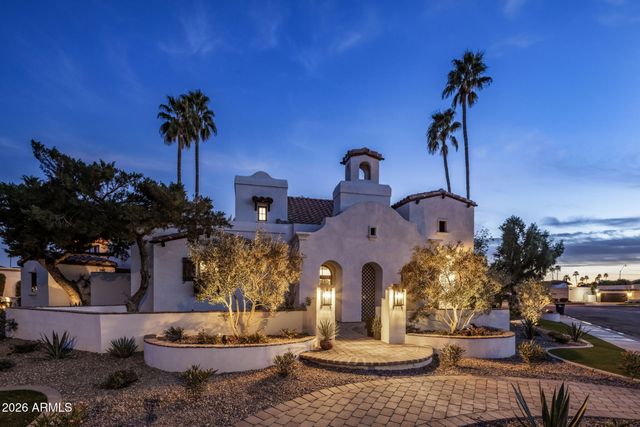 8127 E DEL CAPITAN Drive, Scottsdale, AZ 85258