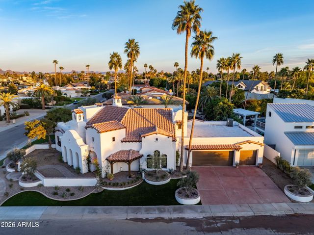 8127 E DEL CAPITAN Drive, Scottsdale, AZ 85258