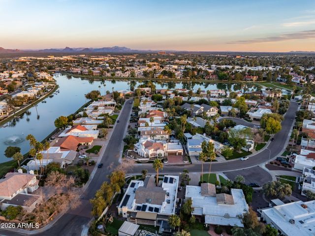 8127 E DEL CAPITAN Drive, Scottsdale, AZ 85258