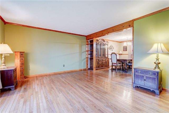 49 Brewerton Drive, Ogden, NY 14624