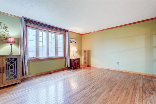 49 Brewerton Drive, Ogden, NY 14624
