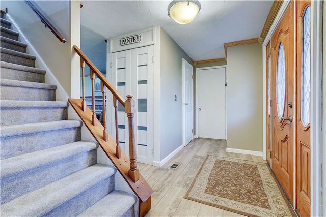 49 Brewerton Drive, Ogden, NY 14624