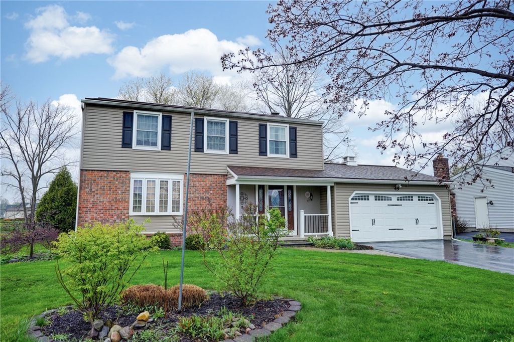 49 Brewerton Drive, Ogden, NY 14624