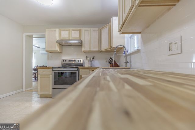 1144 Ridgeway Road, Lafayette, GA 30728