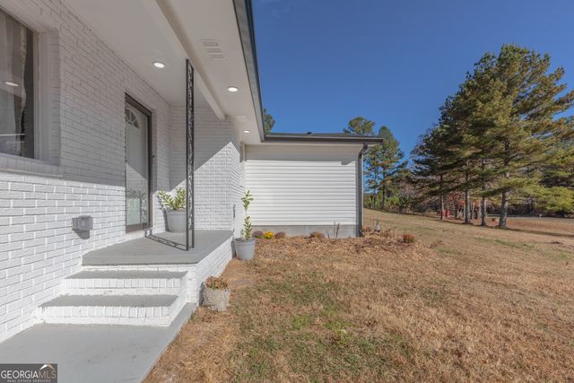 1144 Ridgeway Road, Lafayette, GA 30728