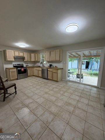 1144 Ridgeway Road, Lafayette, GA 30728