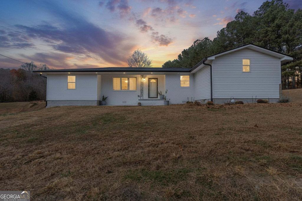 1144 Ridgeway Road, Lafayette, GA 30728