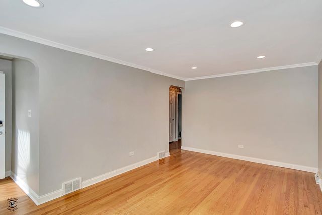 10348 S Rhodes Avenue, Chicago, IL 60628