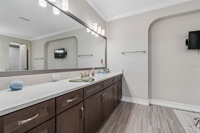 28602 MARSCIANO LANE, Wesley Chapel, FL 33543