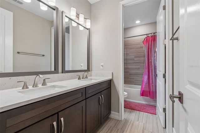 28602 MARSCIANO LANE, Wesley Chapel, FL 33543