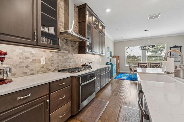 28602 MARSCIANO LANE, Wesley Chapel, FL 33543