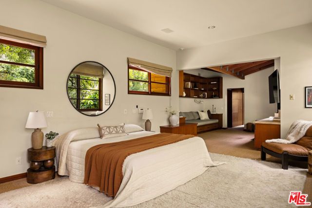 2424 Nichols Canyon Road, Los Angeles, CA 90046