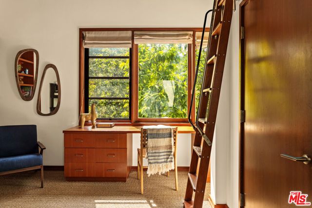 2424 Nichols Canyon Road, Los Angeles, CA 90046