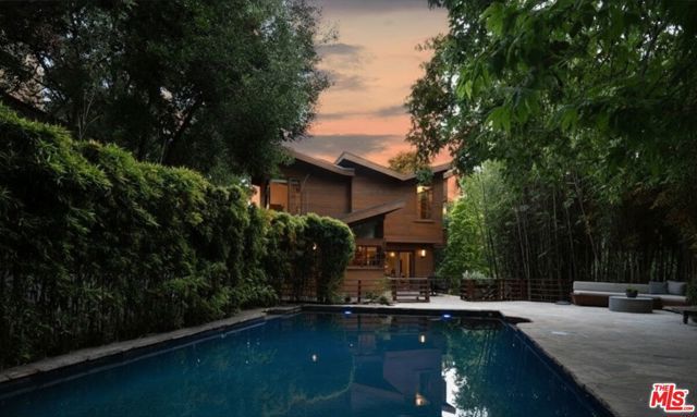 2424 Nichols Canyon Road, Los Angeles, CA 90046
