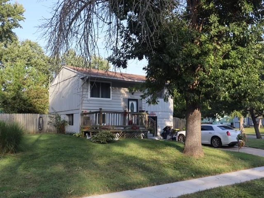 9625 Wallace Avenue, Kansas City, MO 64134