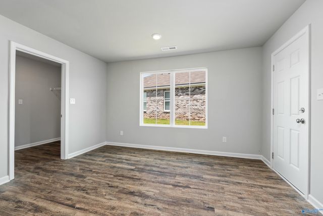 177 Point Cadet Avenue, Toney, AL 35773