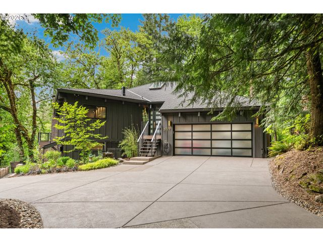 3777 PARKWOOD Way, West Linn, OR 97068