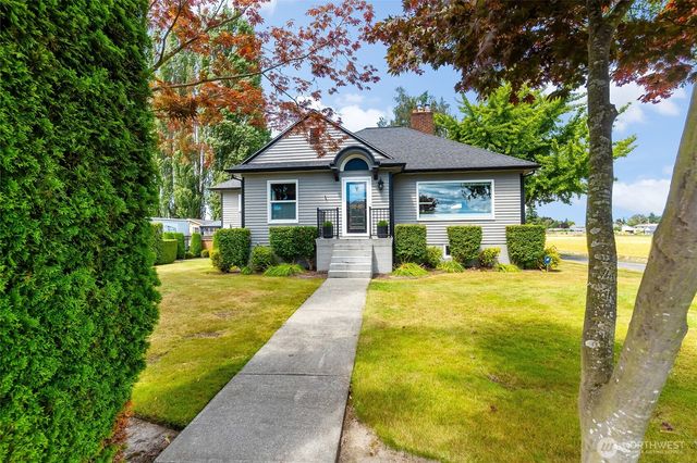 17645 Mclean Road, Mount Vernon, WA 98273