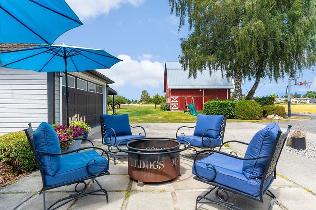 17645 Mclean Road, Mount Vernon, WA 98273