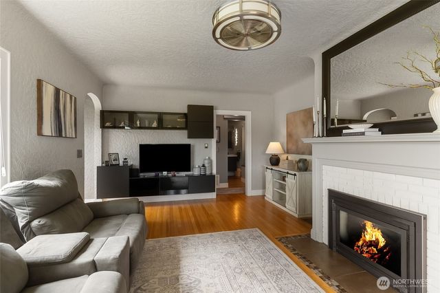 17645 Mclean Road, Mount Vernon, WA 98273