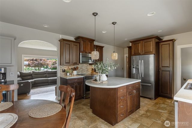 17645 Mclean Road, Mount Vernon, WA 98273