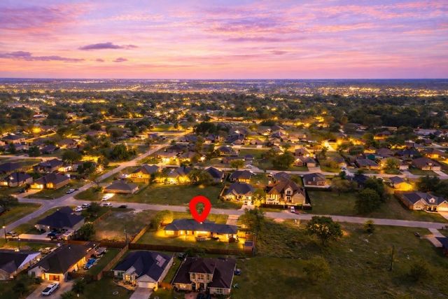 319 Pinedale Ave, Arcola, TX 77583