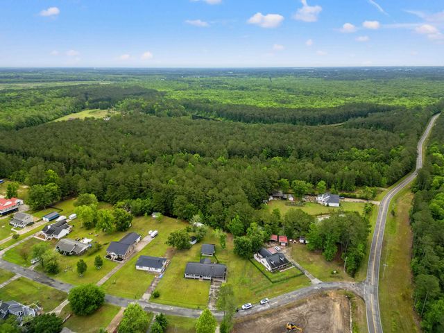 3593 Steamer Trace Rd., Conway, SC 29527