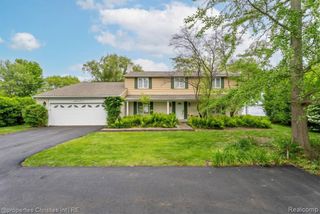 2825 Sylvan Shores Drive, Waterford, MI 48328